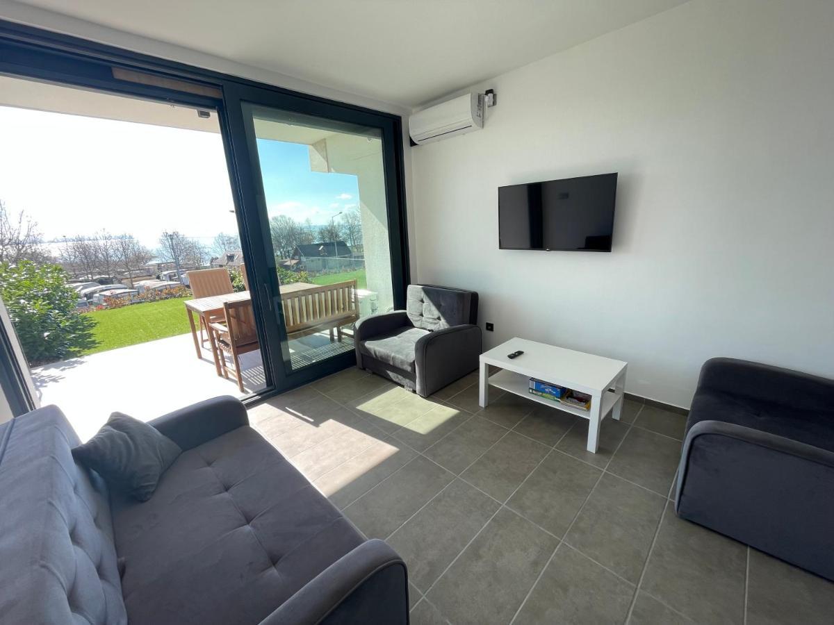 Club Panorama Studio - Pool, Garden Appartement Alsóörs Buitenkant foto